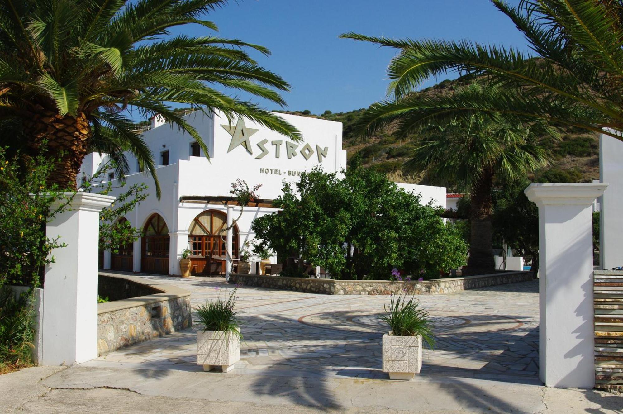 קרפאטוס Astron Hotel מראה חיצוני תמונה