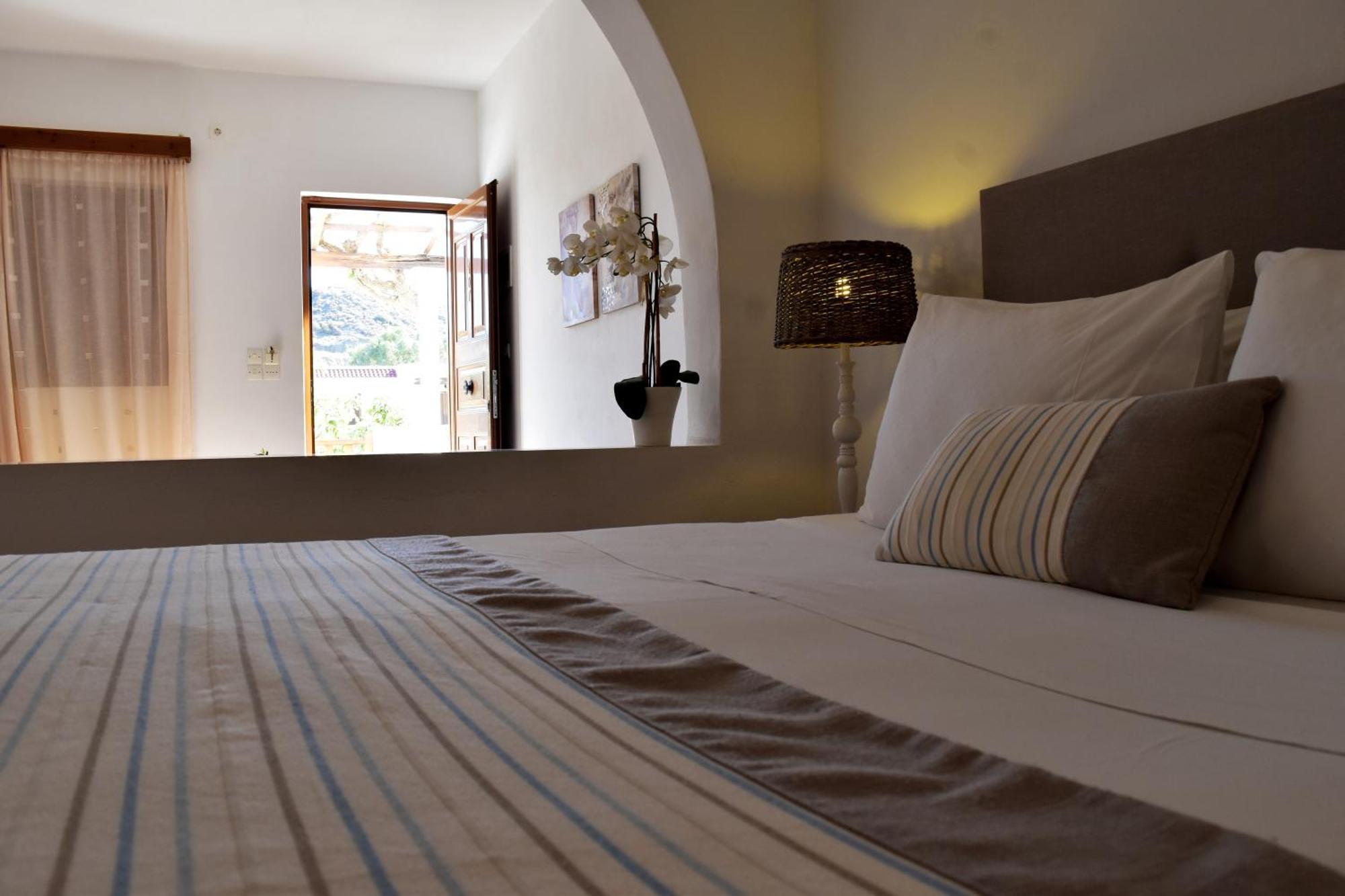 קרפאטוס Astron Hotel מראה חיצוני תמונה